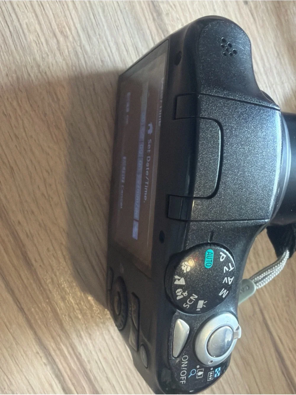 Canon SX130 IS Black Digital Compact Camera with Zoom Lens 12.1 megapixels